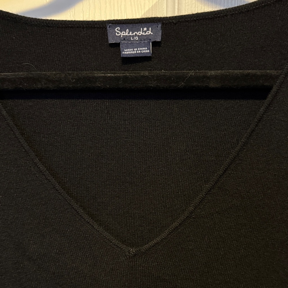 Splendid Elegant Black Garment